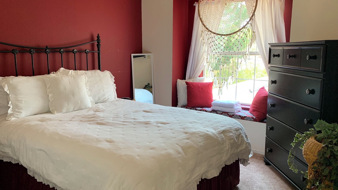 Photo of Bedroom in Rio Rancho