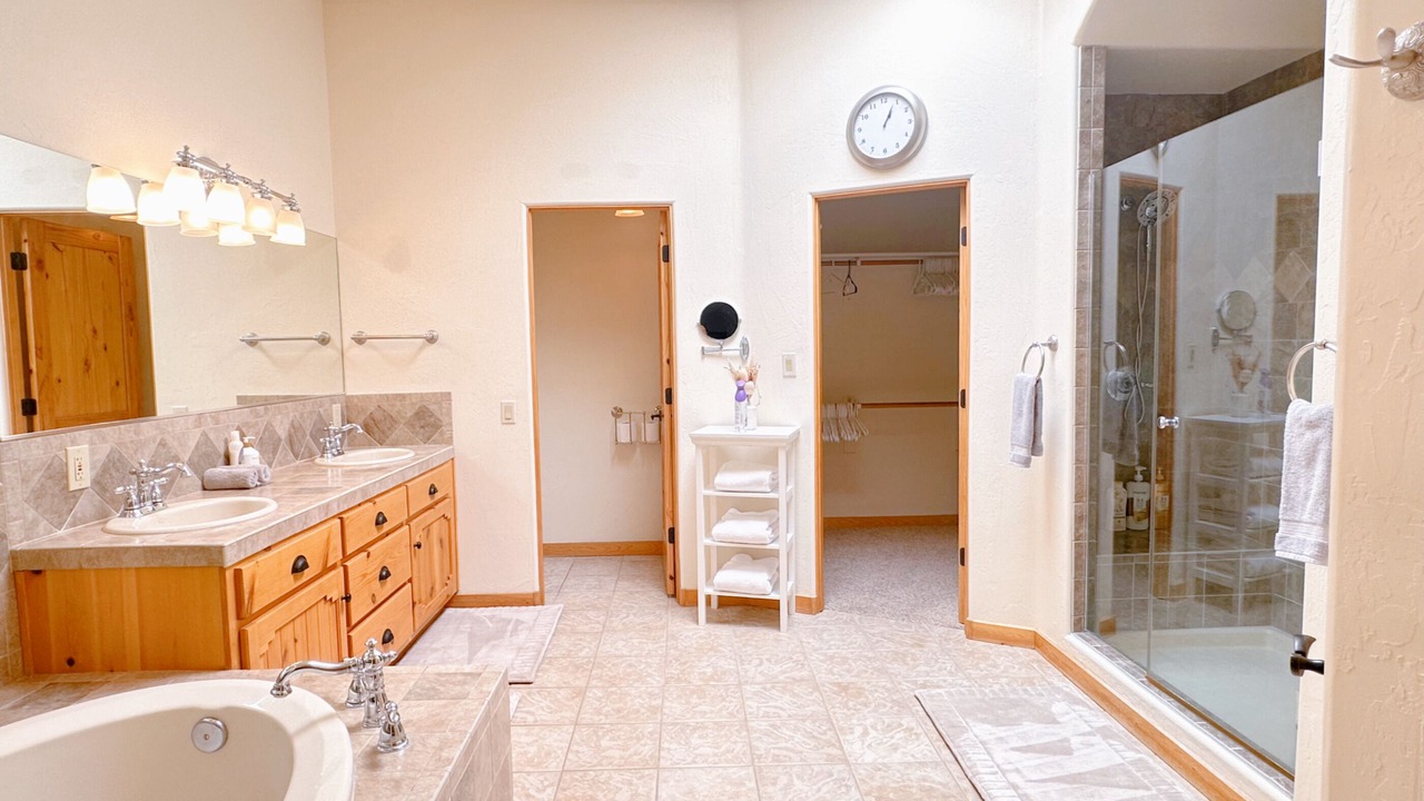 Photo of Bathroom in Paradise Hills Civic