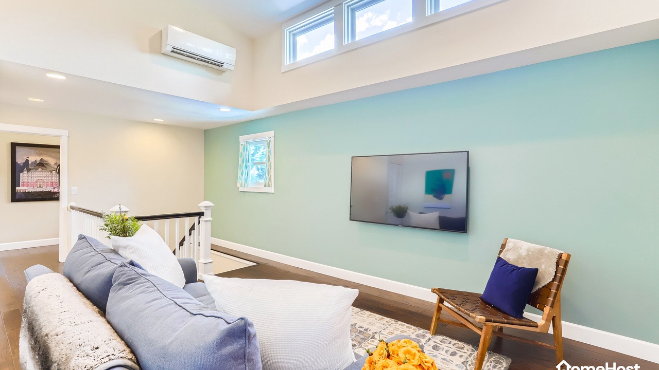 Photo of Bedroom in Old North Boulder