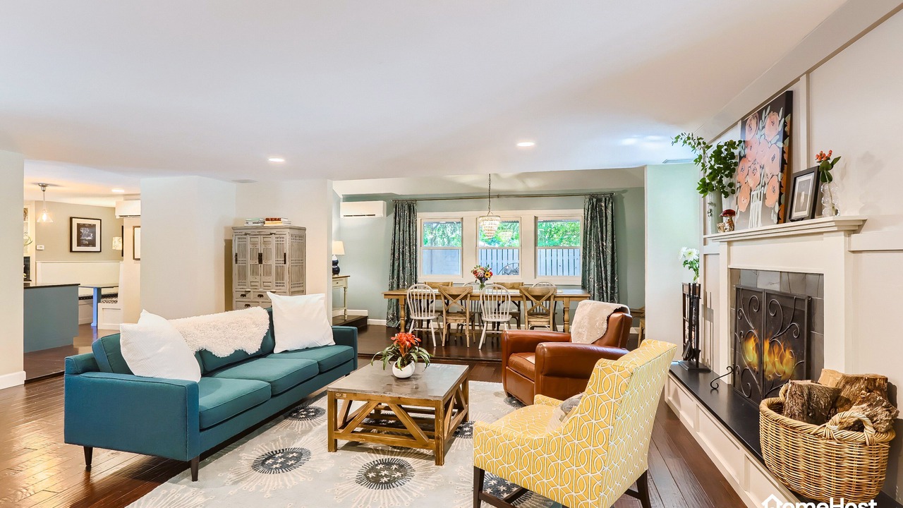 Photo of Bedroom in Old North Boulder