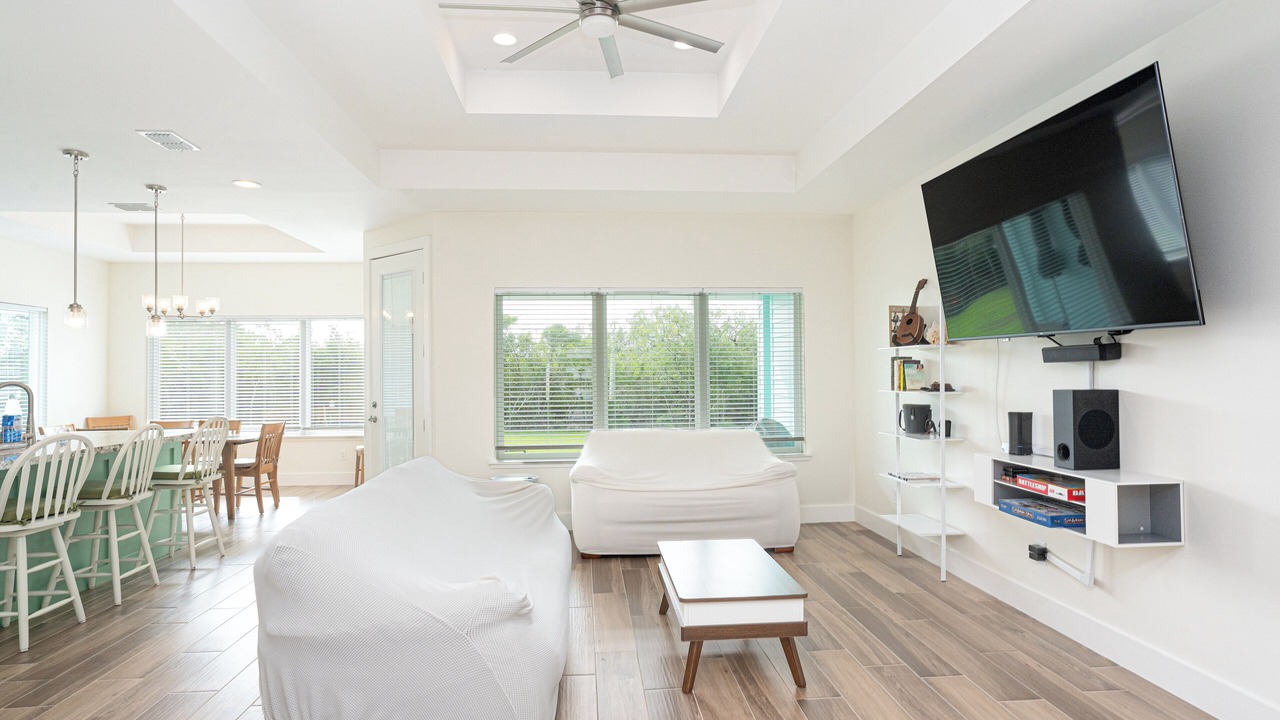 Photo of Livingroom in Laguna Vista