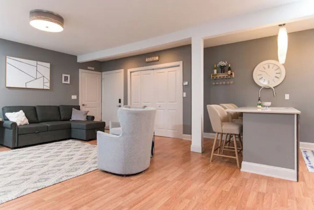 Photo of Livingroom in Woburn
