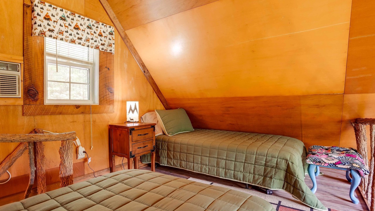 Photo of Bedroom in Menlo