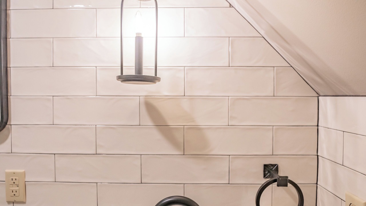 Photo of Bathroom in Niles
