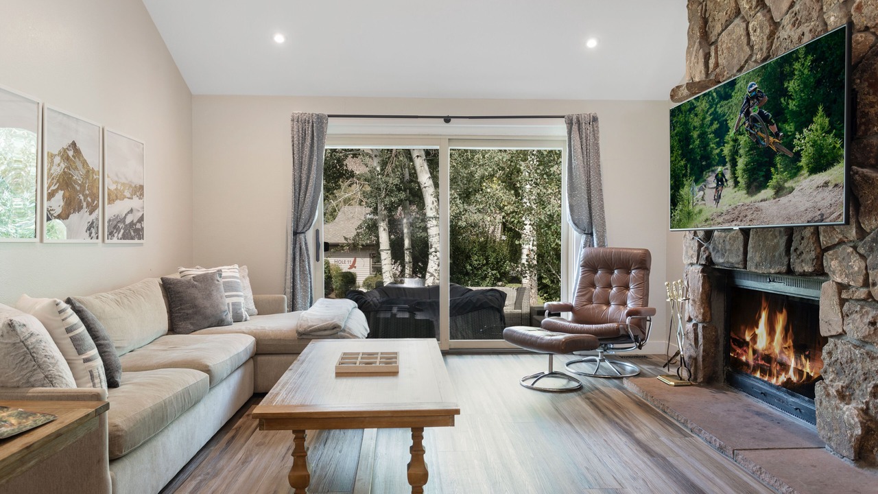 Photo of Livingroom in Eagle-Vail