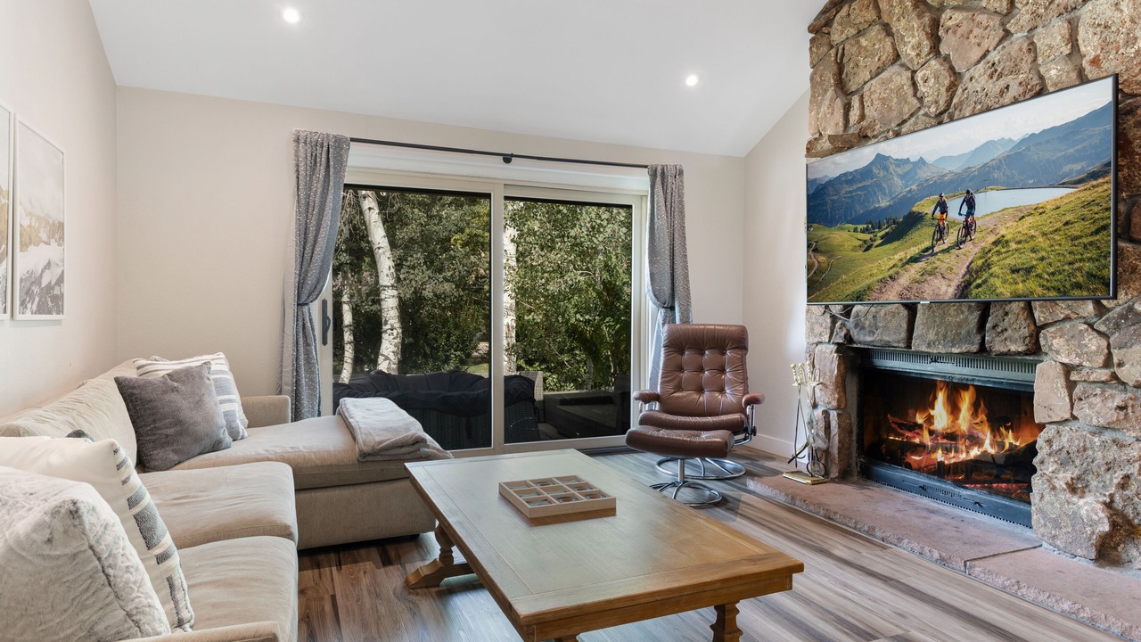 Photo of Livingroom in Eagle-Vail
