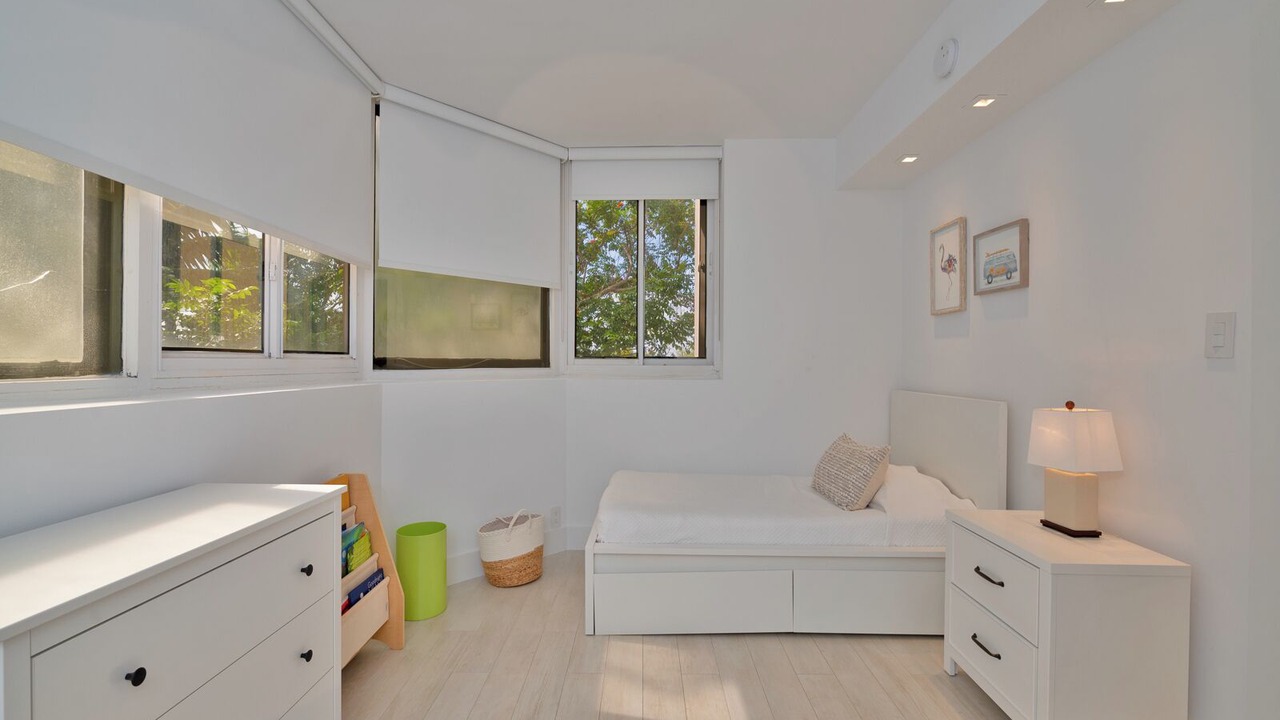 Photo of Bedroom in Key Biscayne