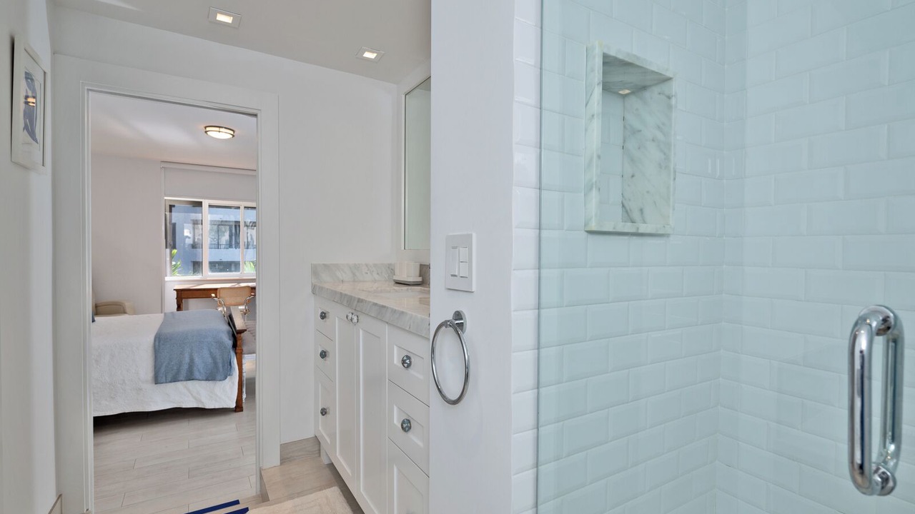 Photo of Bathroom in Key Biscayne