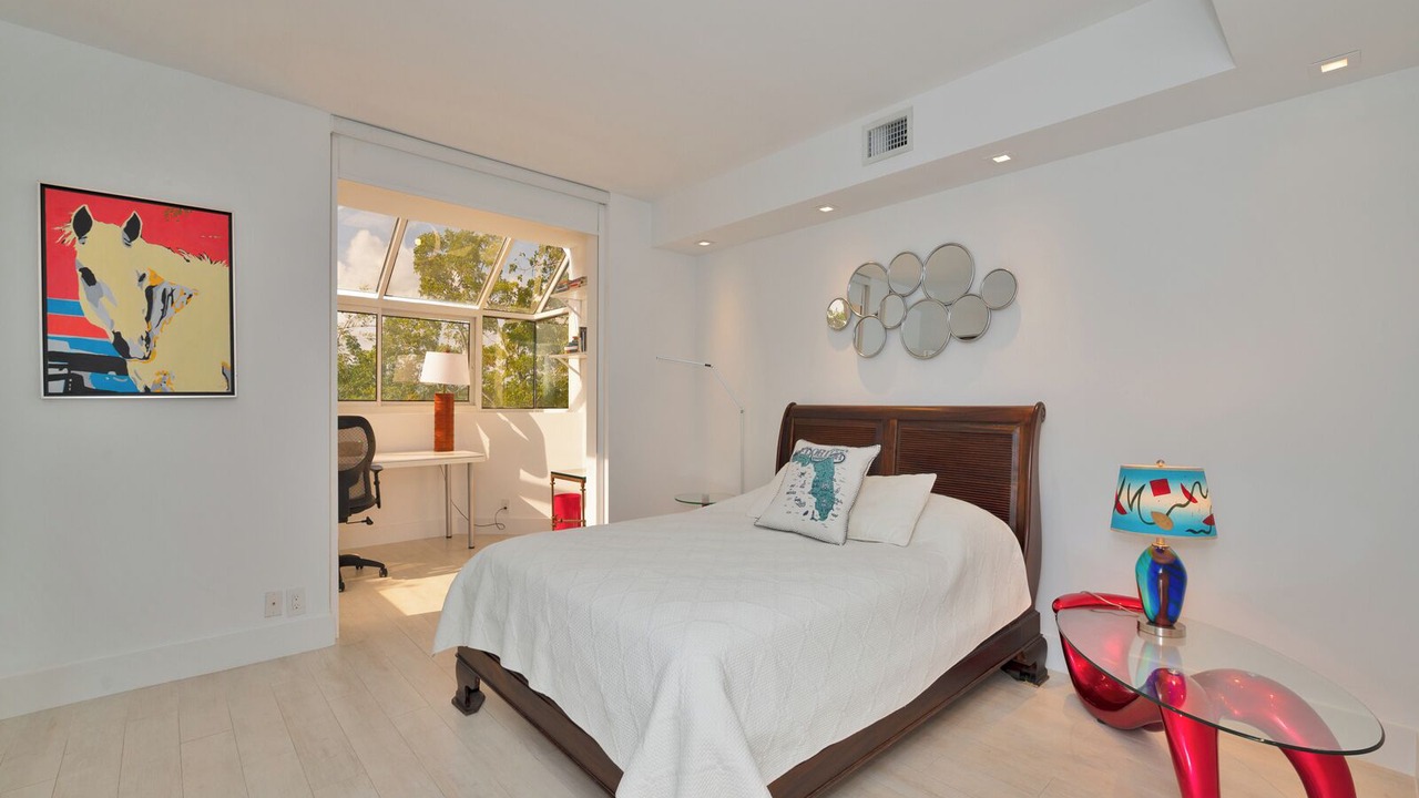 Photo of Bedroom in Key Biscayne