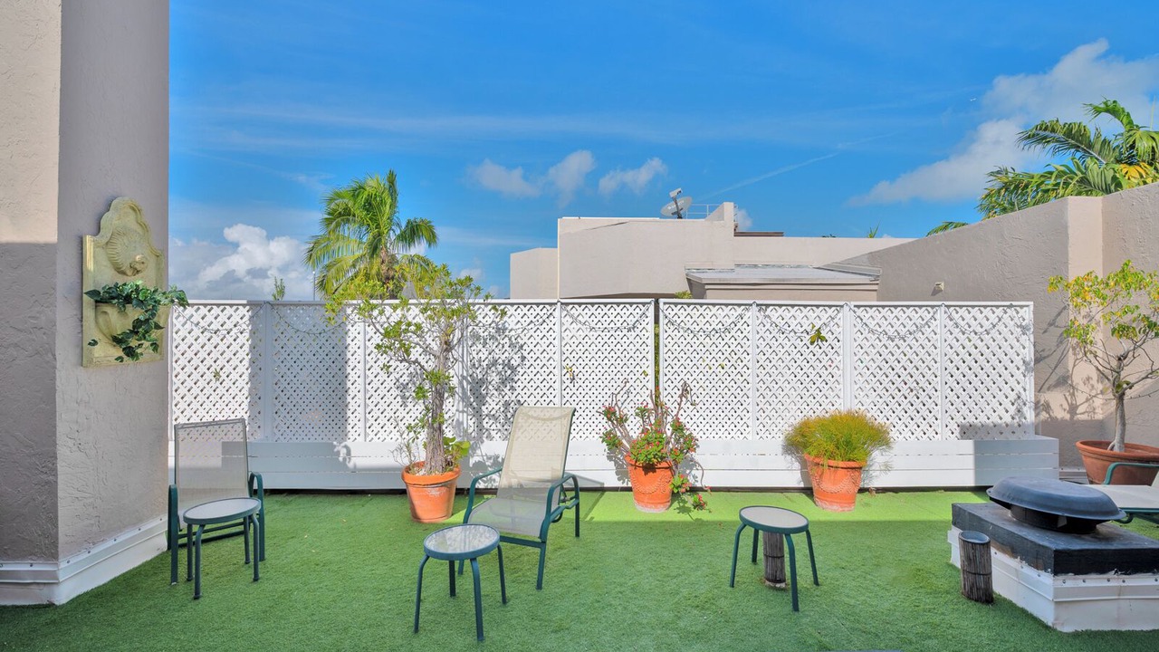 Photo of Patio Balcony in Key Biscayne