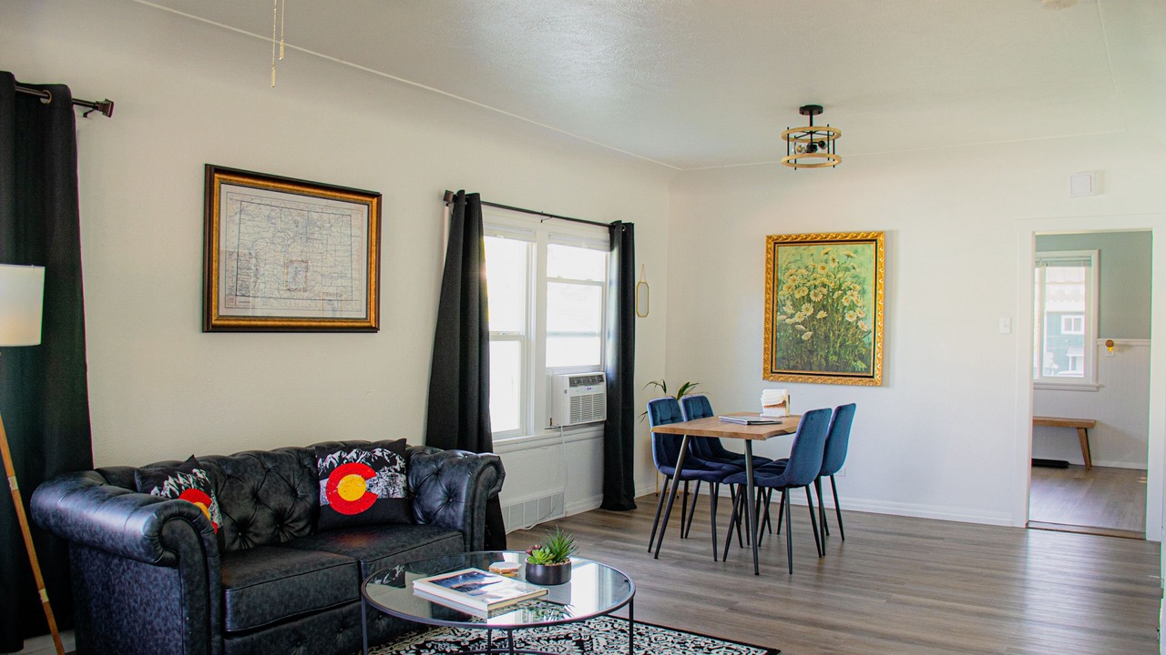 Photo of Livingroom in Lafayette