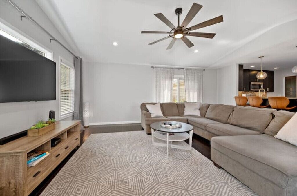 Photo of Livingroom in Mount Washington