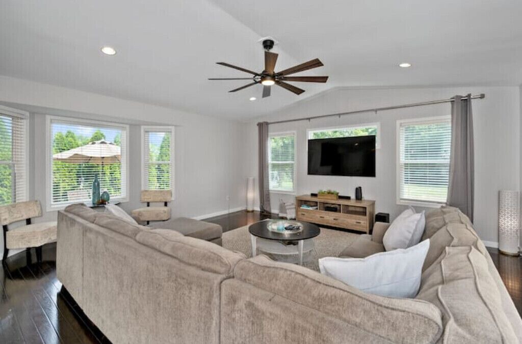 Photo of Livingroom in Mount Washington