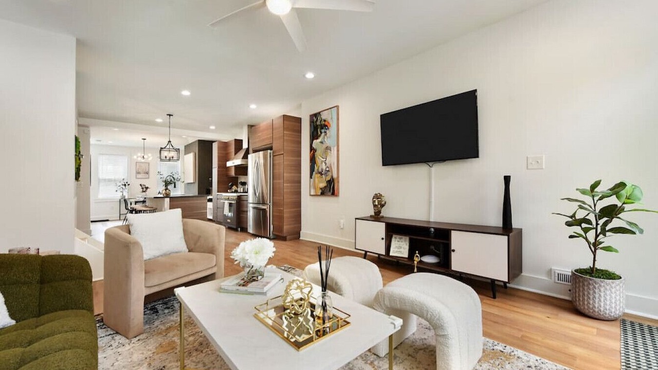 Photo of Livingroom in East Allegheny