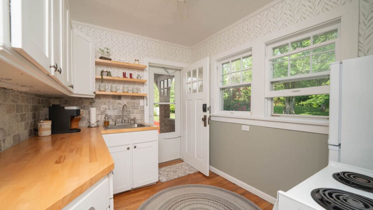 Photo of Kitchen in Miami Park