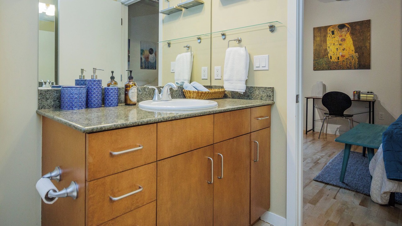Photo of Bathroom in Central Boulder
