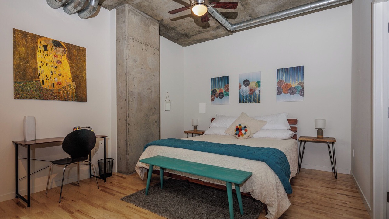 Photo of Bedroom in Central Boulder
