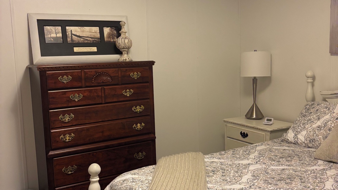 Photo of Bedroom in Gaines