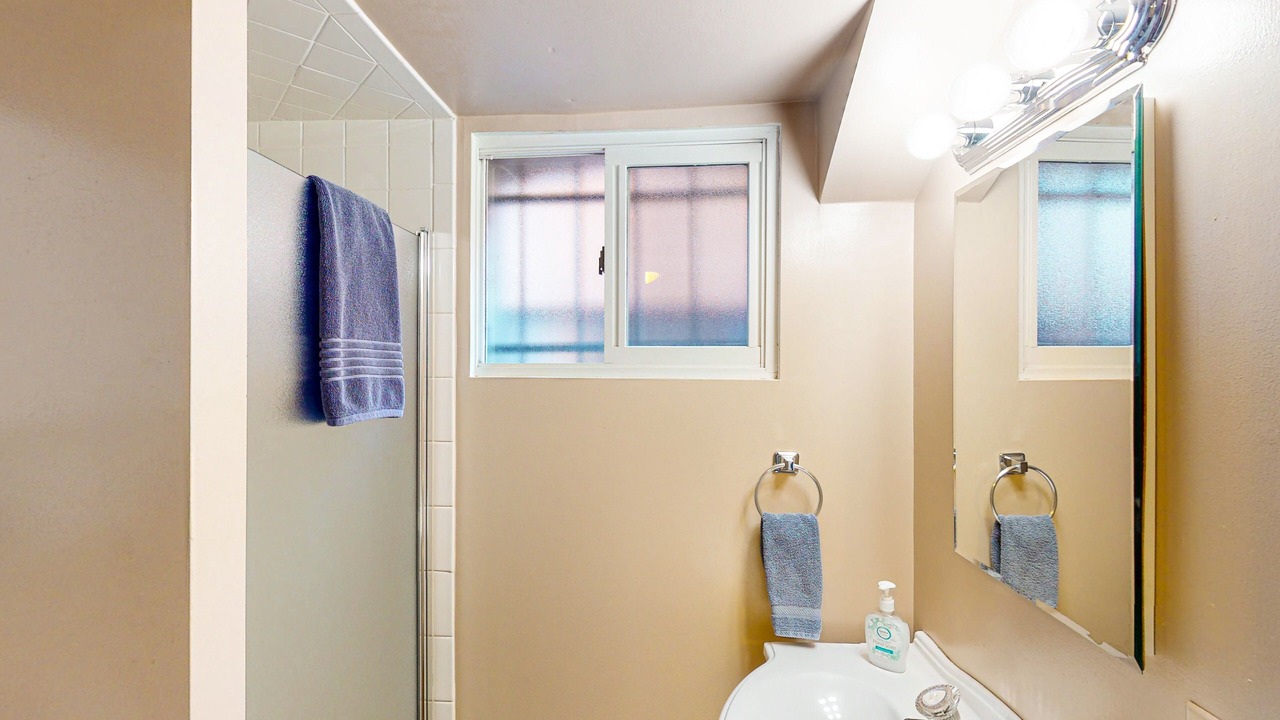 Photo of Bathroom in Lincoln Park