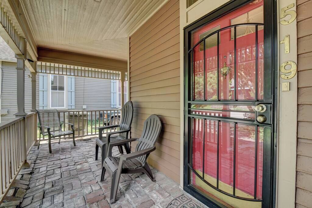 Photo of Patio Balcony in Lenox