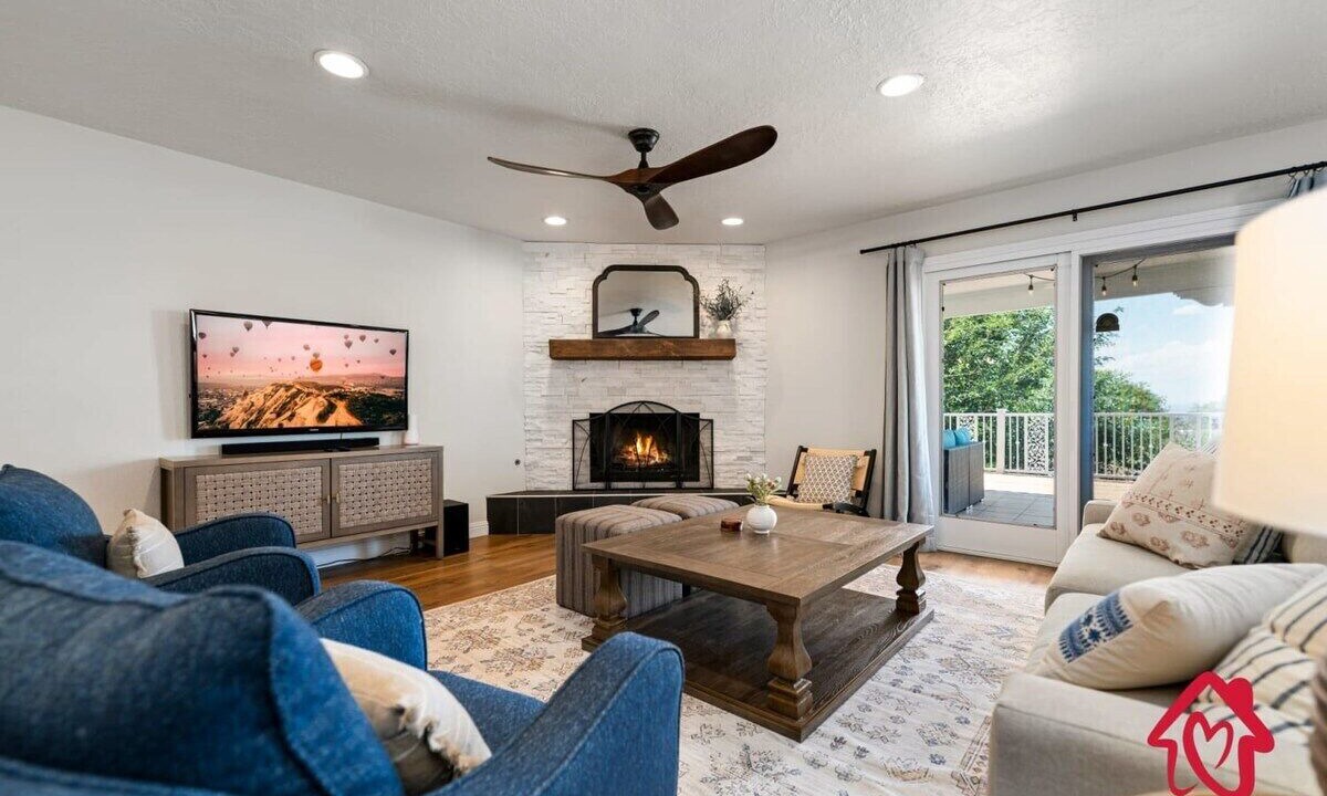 Photo of Livingroom in Cibola Addition
