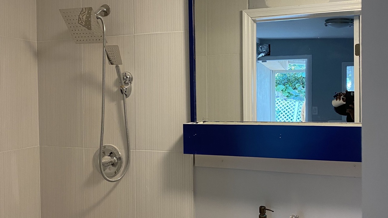 Photo of Bathroom in Florida Gardens