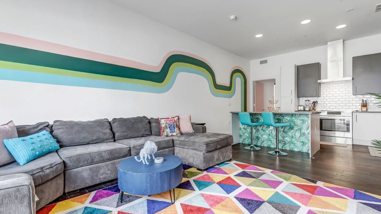 Photo of Livingroom in Five Points