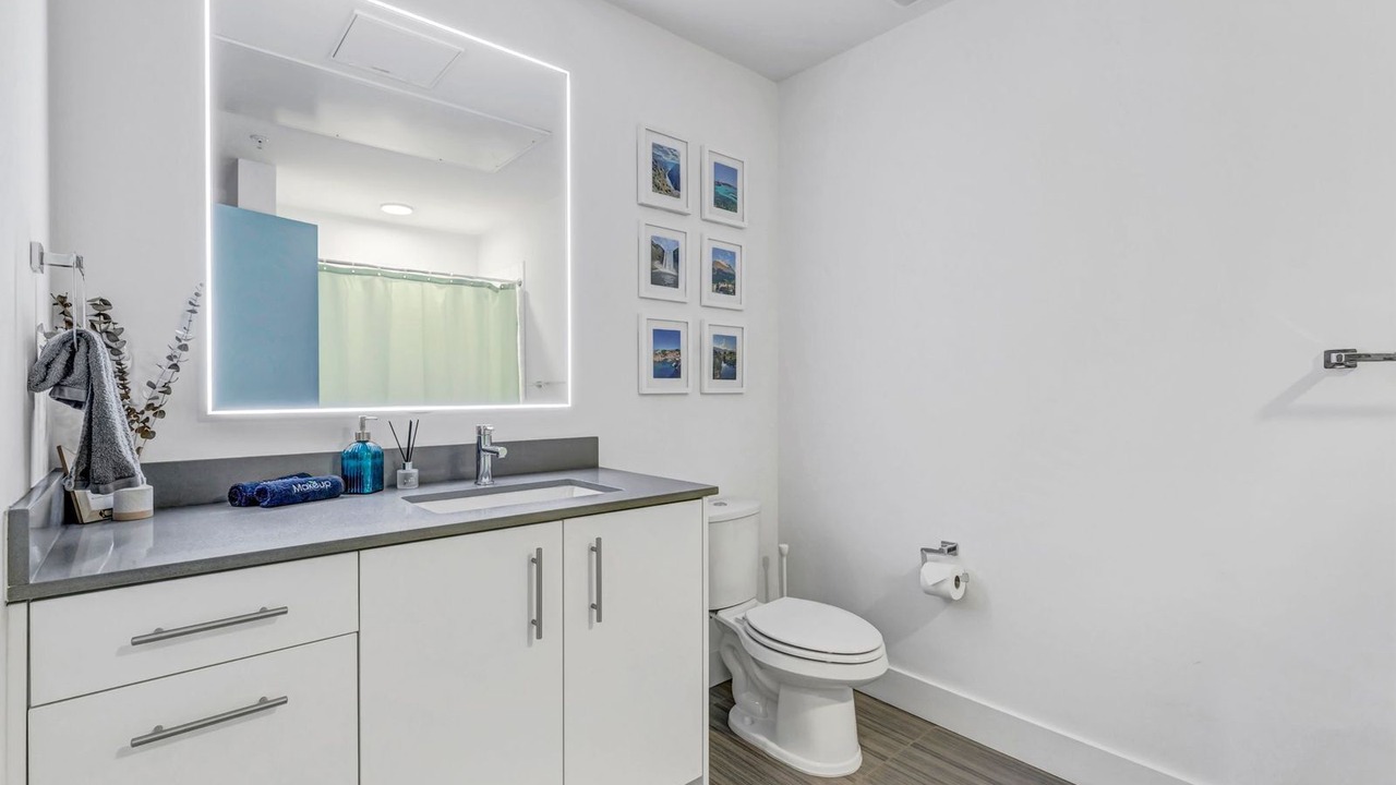 Photo of Bathroom in Five Points