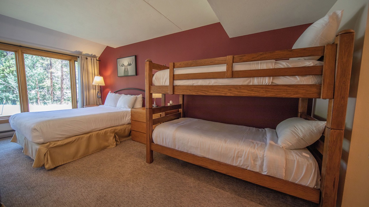Photo of Bedroom in Lakeside Village