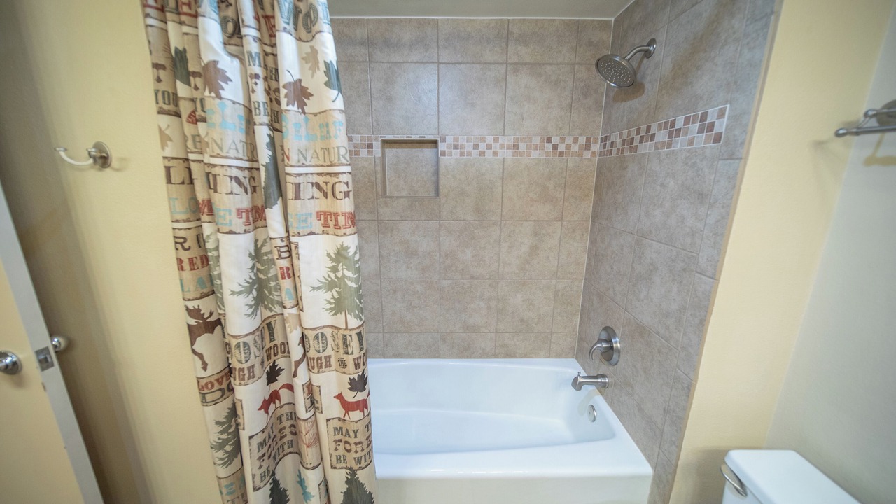 Photo of Bathroom in Lakeside Village