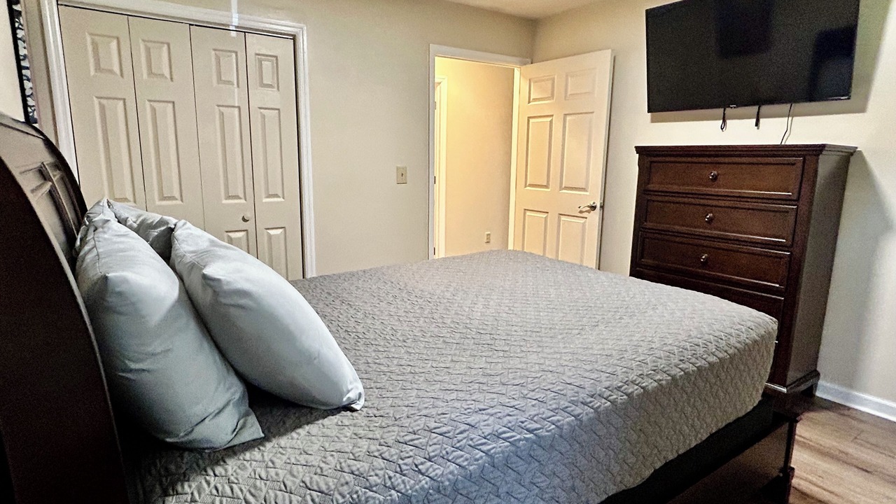 Photo of Bedroom in Crossville