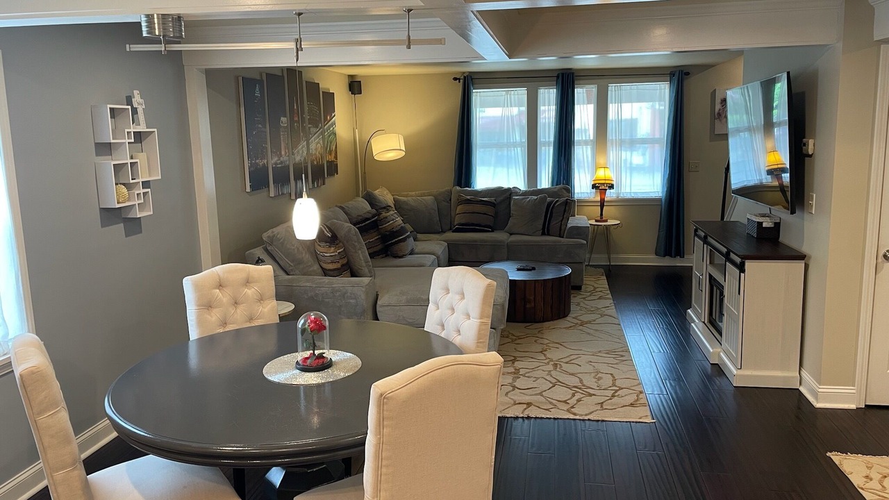 Photo of Livingroom in Tremont