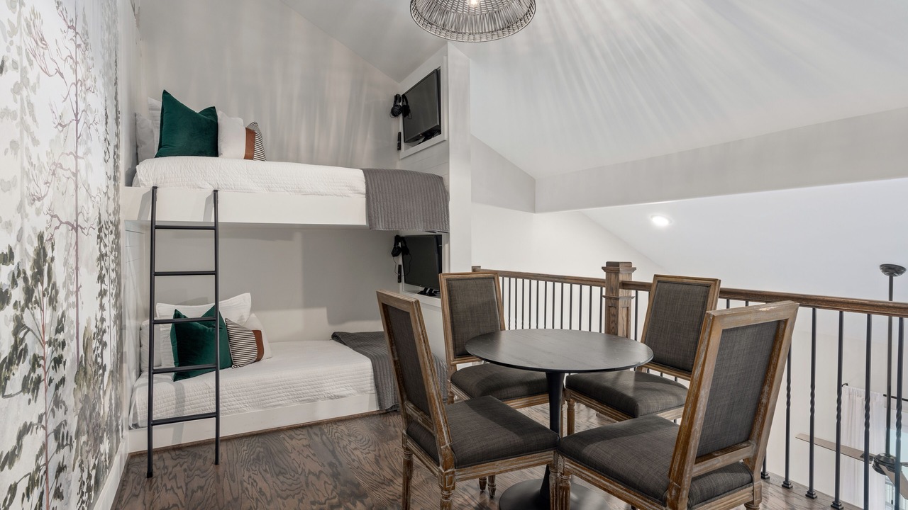 Photo of Bedroom in Helena