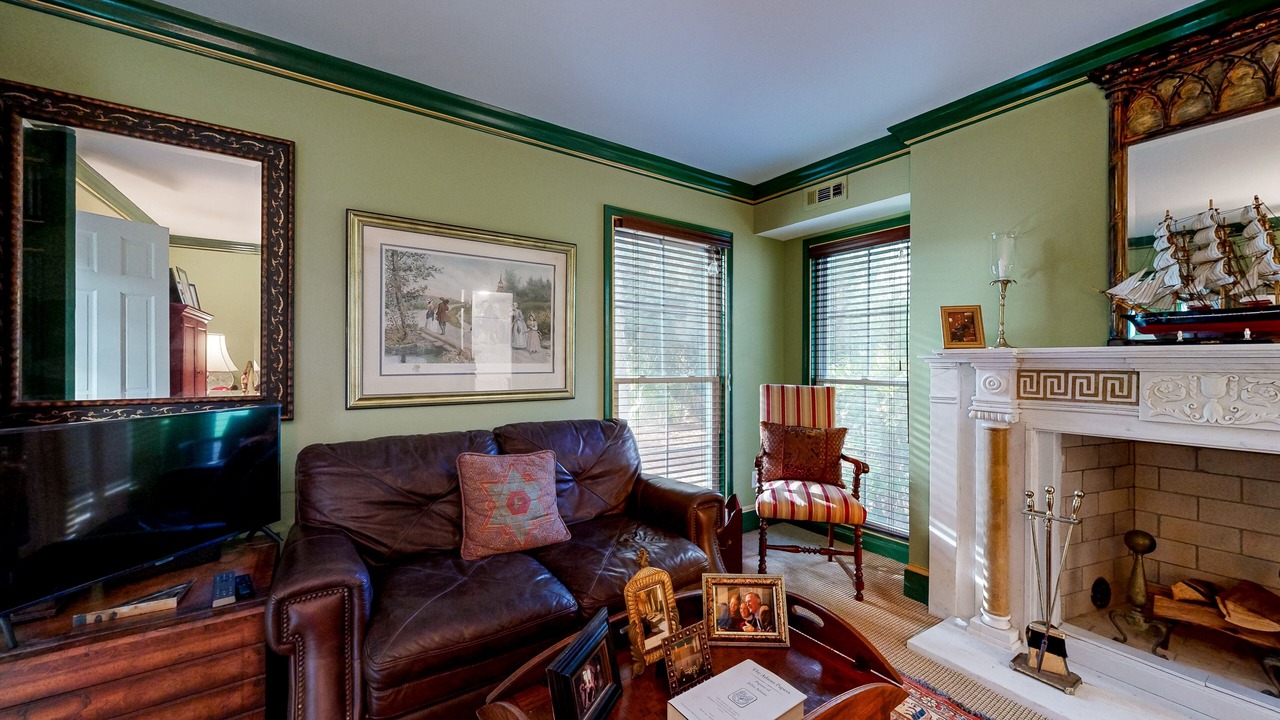 Photo of Livingroom in Epworth Acres