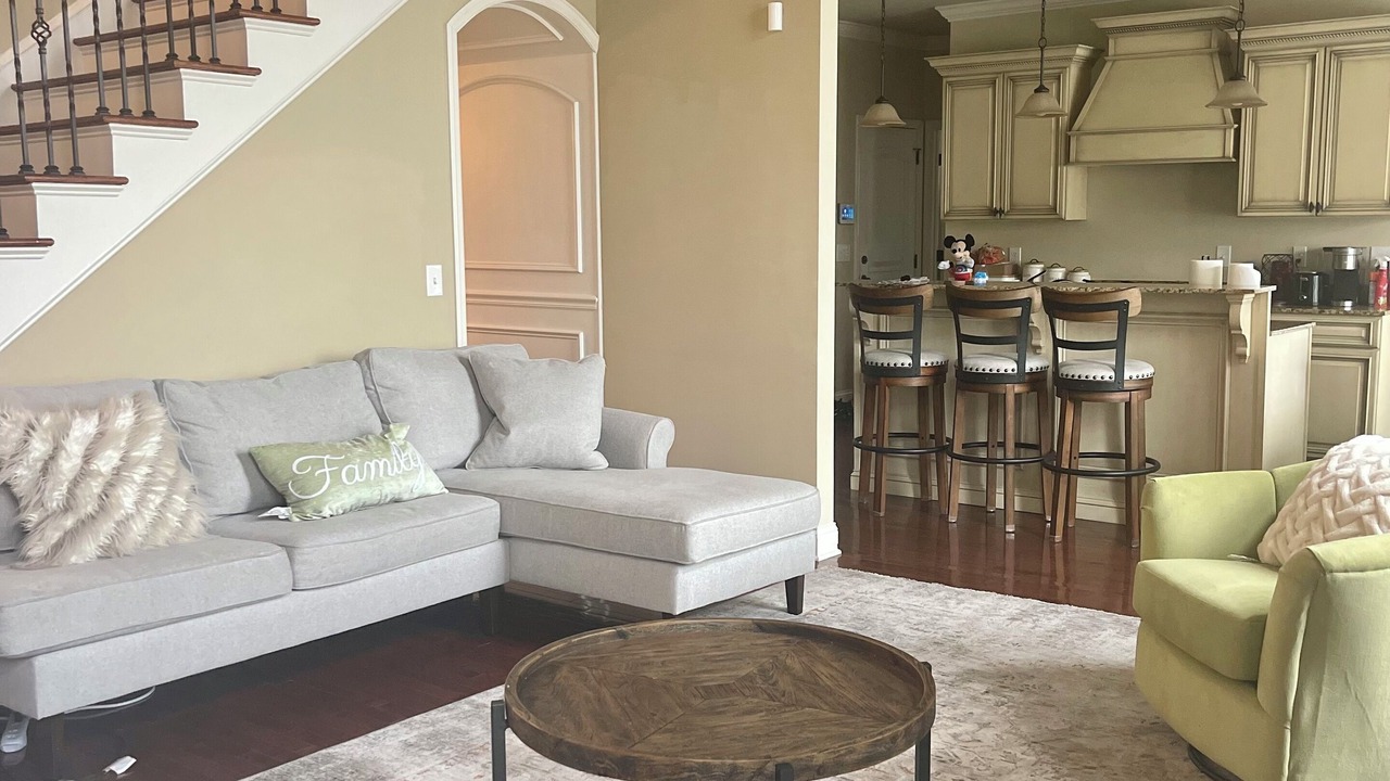 Photo of Livingroom in Collegedale