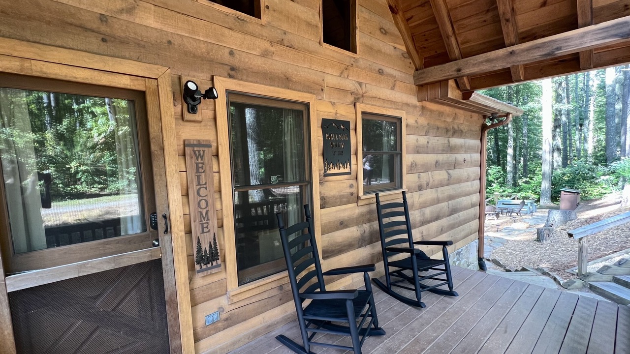 Photo of Patio Balcony in Cherry Log