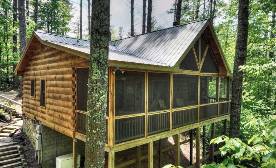Photo of Outdoor in Cherry Log
