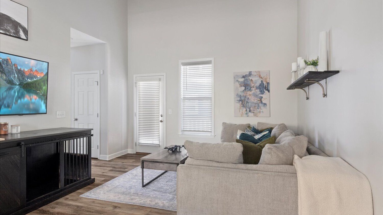 Photo of Livingroom in Madison