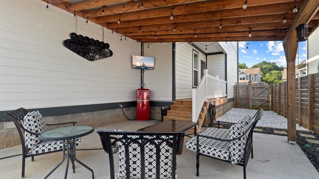 Photo of Patio Balcony in Madison