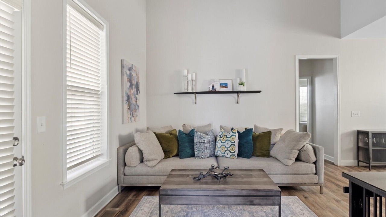 Photo of Livingroom in Madison