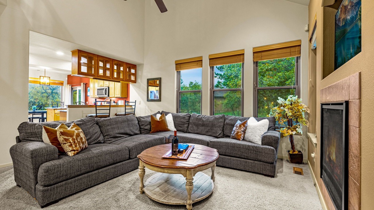 Photo of Livingroom in Palmer Lake