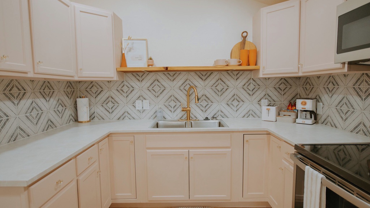 Photo of Kitchen in Huning Highland Historic District