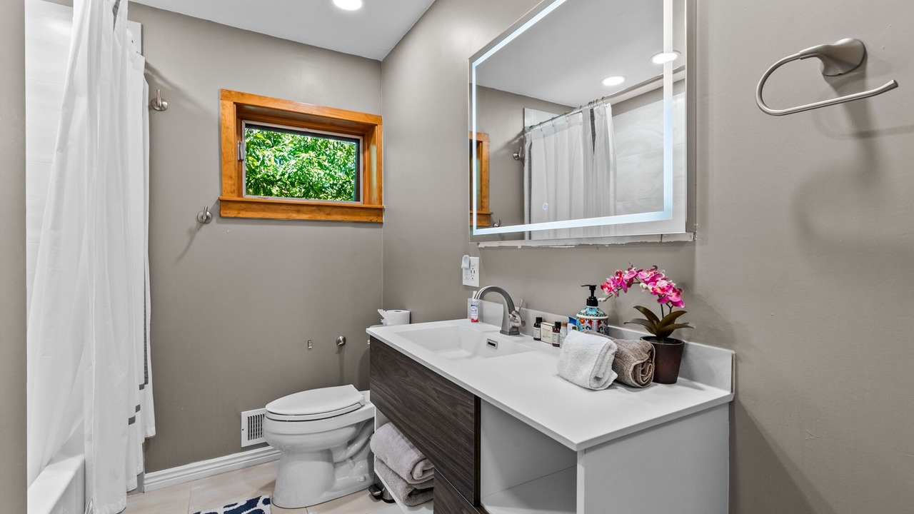 Photo of Bathroom in Bel Aire