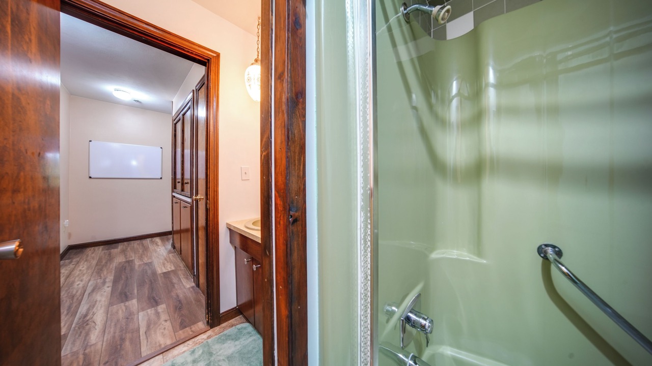 Photo of Bathroom in Conneaut