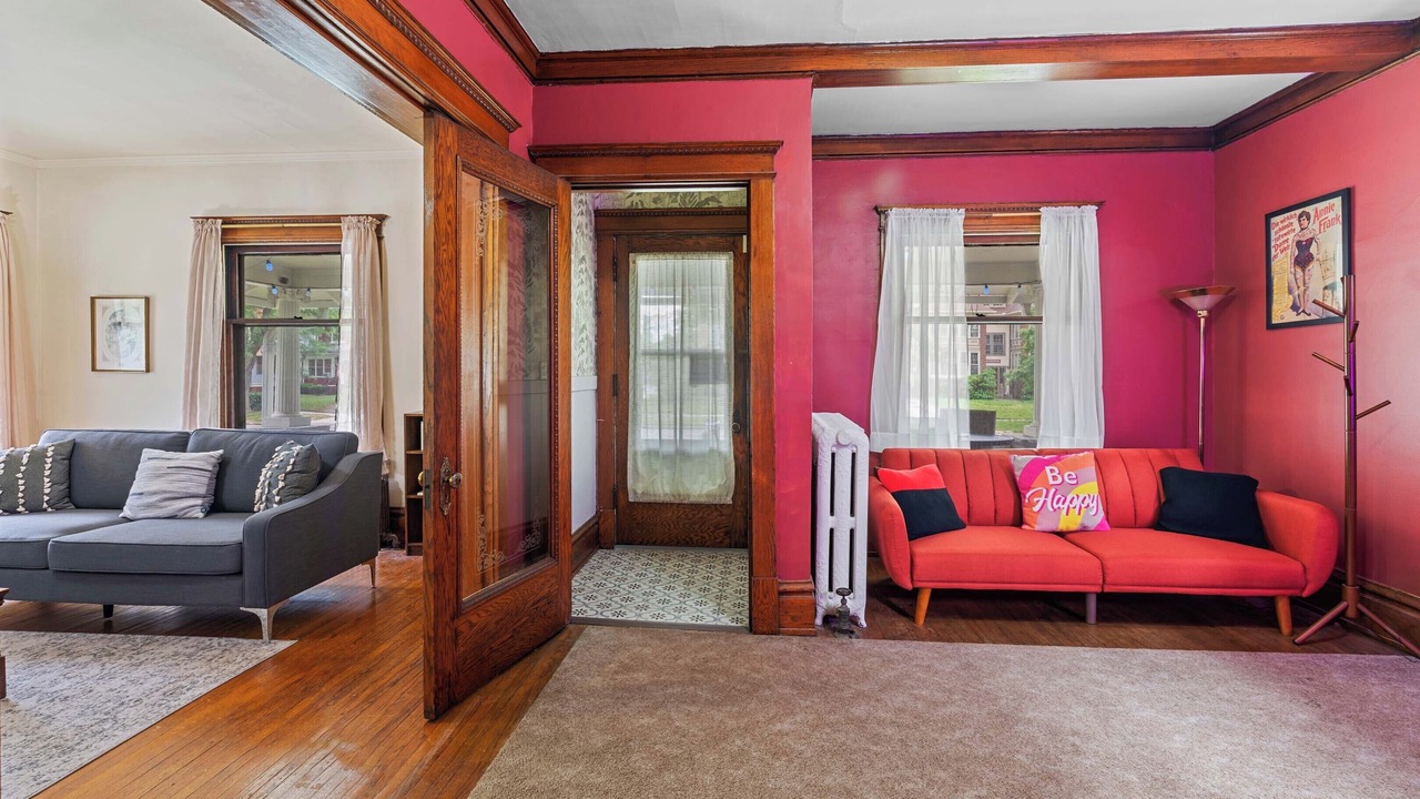 Photo of Livingroom in Downtown Toledo