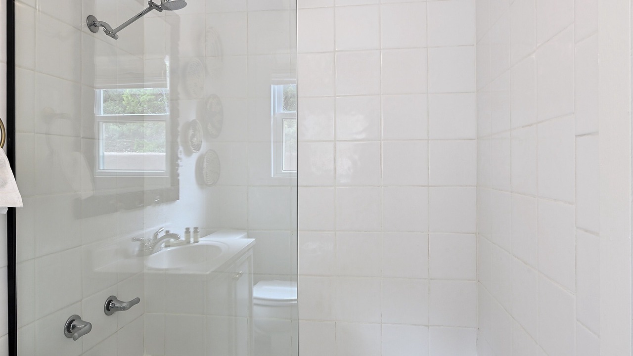 Photo of Bathroom in Tesuque