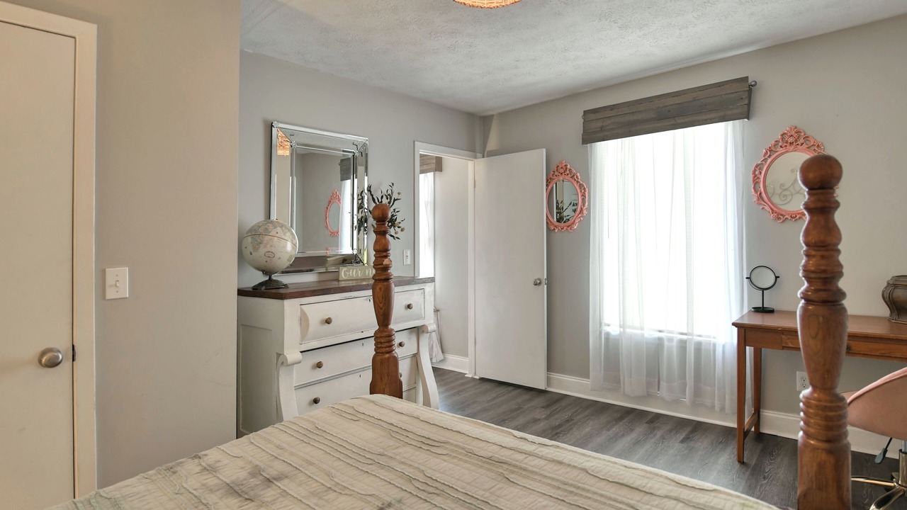 Photo of Bedroom in Powell