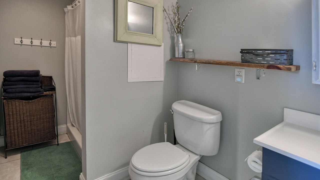 Photo of Bathroom in Powell