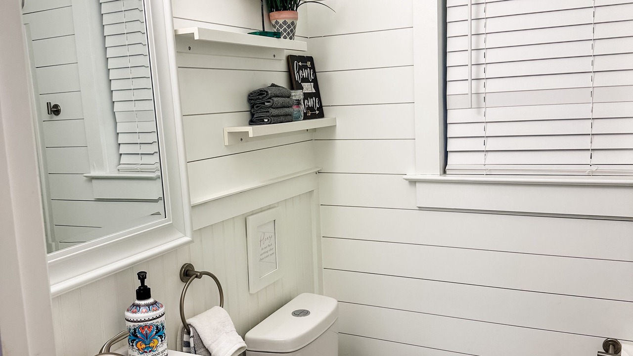 Photo of Bathroom in Hanahan