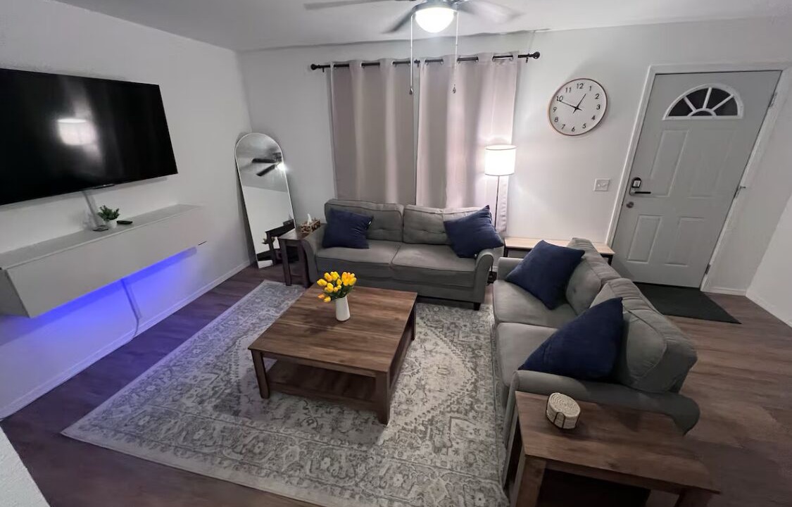 Photo of Livingroom in Ozark
